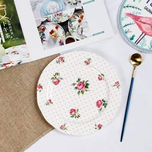 Assiettes à vaisselle plates en porcelaine d'os créatives personnalisées Assiettes ménagères en céramique occidentale <span class=keywords><strong>Assiette</strong></span> de présentation de style pastoral - Product Image 2