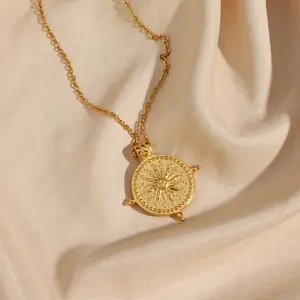 Custom Dainty Waterproof 18K Pvd Gold Plated Stainless Steel Compass Pendant Necklace For Women