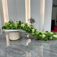 Set Dekorasi Pusat Meja: Vas, Hiasan Kaca, Buah, Lampu, Bunga, dan Centerpiece