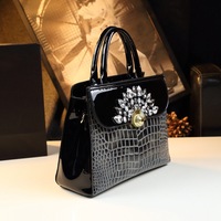 Sac à main de luxe en cuir PU à motif crocodile pour femme, sac fourre-tout orné de strass et de cristaux, élégant et de créateur, idéal pour le bureau