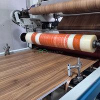 Panneau de mousse de Celuka en PVC laminé Couleur de marbre en bois Produit de feuilles en plastique disponible