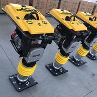 دكاكة تثبيت التربة تعمل بالبنزين، تزيل فراغات الهواء في التربة والرمل المستخدمة في إعادة التعبئة عند بناء الأنابيب تحت الأرض