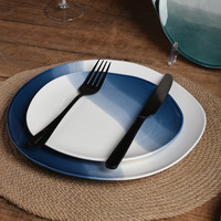 Ensemble d'assiettes de luxe en porcelaine en gros, couleur et logo personnalisés, pour fêtes, durables, compatibles micro-ondes, faits à la main, qualité alimentaire
