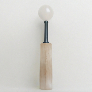 Batte de cricket en bois légère et durable avec logo personnalisé pour les matchs, l'entraînement et les jeunes joueurs - Product Image 3