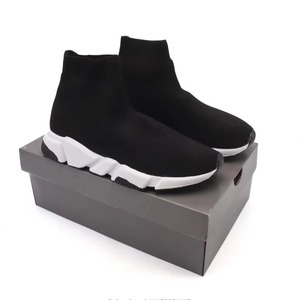 Chaussures de marche respirantes à enfiler pour femmes et hommes, style streetwear, avec logo personnalisé, pour toutes les saisons - Product Image 2