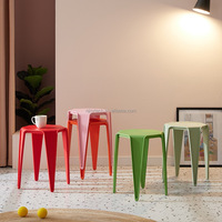 Mobilier d'extérieur intérieur, de restaurant, tabouret bon marché en plastique PP, haut tabouret empilable pour salle de bain, chaise en plastique pour la maison