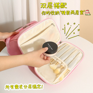 กระเป๋าเครื่องสำอางนันดูโอลูแบบสองชั้นกันน้ำพกพาสะดวก ดีไซน์สีสันตัดกัน คอลเลคชั่นฤดูใบไม้ผลิ 2025 - Product Image 5