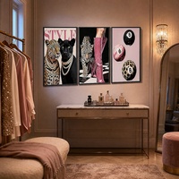 Décoration murale Trio de Panthères en perles, encadrée noir mat épuré, pour les commandes d'aménagement intérieur sur le thème des États-Unis d'Afrique pour les fêtes