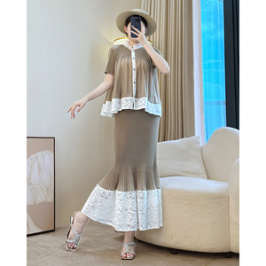 Conjunto informal de mujer Miyake de gama alta, Top plisado y falda <span class=keywords><strong>grande</strong></span> con costuras de encaje, Conjunto elegante para mujer - Product Image 4