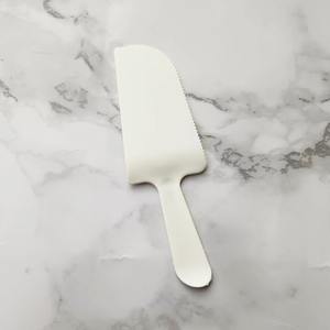 纸盒一次性塑料蛋糕刀食品级加厚和单独包装，用于生日/婚礼/宴会 - Product Image 5
