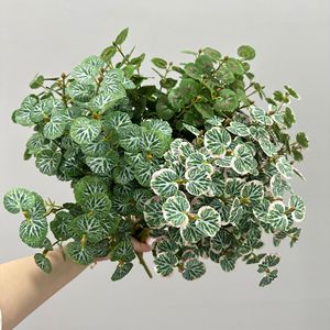 Ramillete de Hojas de Eucalipto Artificiales Meng Jie, Plástico Verde para Decoración de Interiores, Arreglos Florales y Paisajismo - Product Image 1
