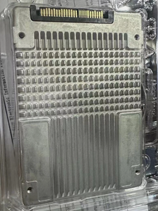 SSDPE2NU076T801 D5-P4420 SSD de 7.68 TB, 2.5\", U.2, PCIe, NVMe - Product Image 4