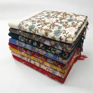 Pashmina Vrouwen Sjaals Borduurwerk Bloem Wrap Chal Zachte Imitatie Kasjmier Mujer Bufanda Sjaal Kwastjes Uitlaat Poncho Cape - Product Image 1