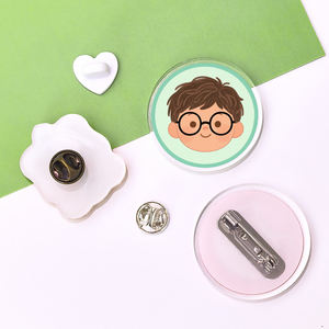 Alfileres de solapa de resina de dibujos animados lindos personalizados | Insignia de acrílico epoxi brillante | Llavero creativo - Product Image 2