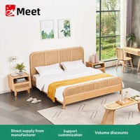 Chambre principale en bois massif pour maison d'hôtes avec lit double électrique de 18 mètres, design minimaliste de style nordique pour hôtels et usage domestique