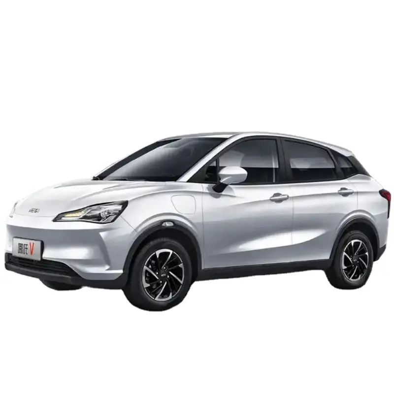 Carro elétrico com volante à direita Neta V NeZha V rhd veículo elétrico de nova energia veículo elétrico ev neta V carros esportivos de célula