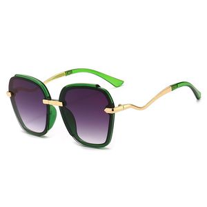 Lunettes de soleil légères pour femmes, lunettes de soleil polarisées à la mode pour femmes - Product Image 3