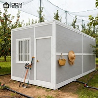 Maison préfabriquée pliable et respirante OCM avec un design moderne du milieu du siècle pour une utilisation en ferme, appartement, bureau ou complexe hôtelier