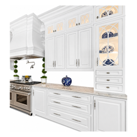 Kabinet Pulau Dapur Modern Kayu Solid Pintu Display Kaca Akrilik Panel Terangkat Putih Klasik 3 Laci Proyek Villa Kustom