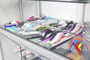 สายนาฬิกาซิลิโคนยางแบบกำหนดเองสำหรับ Apple Iwatch และ Xiaomi ระดับมืออาชีพ OEM/ODM ดีไซน์ใหม่ - Product Image 6