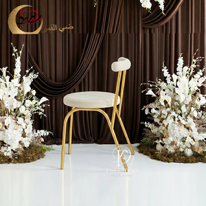 Silla de Hotel Moderna de Terciopelo Blanco, Respaldo Sólido, Patas Doradas Cónicas, Muebles Comerciales para Interiores - Product Image 4