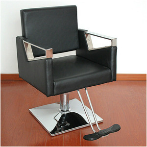 Chaise de coiffure noire HZ8848B réglable en hauteur avec accoudoirs en acier inoxydable pour usage en salon de coiffure - Product Image 2