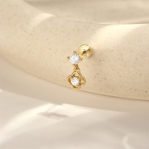 Boucle d'oreille piercing barbell à dos plat en Or 18K et Argent Sterling S925, avec motifs Papillon, Gland, Croix, Trèfle, Floral et Zircone Cubique - Product Image 4