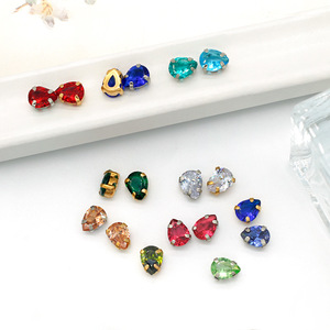 Strass en verre en forme de goutte, cousus main, avec base dorée, pour robes de mariée et accessoires de chaussures - Product Image 2