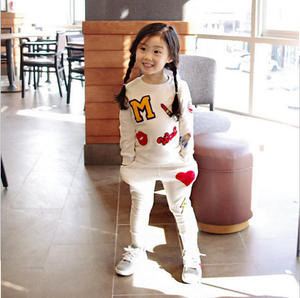 Conjuntos de Ropa para Niñas al por Mayor, Primavera-Otoño, Ropa Infantil en Oferta, Conjuntos con Estampado de Lápiz Labial - Product Image 3