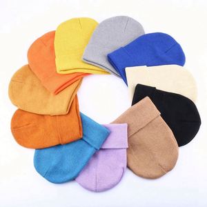 Gorros de Invierno Personalizados de Fábrica con Logotipo, Color Sólido, Unisex, 100% Acrílico, Tejidos, Bordados - Product Image 1