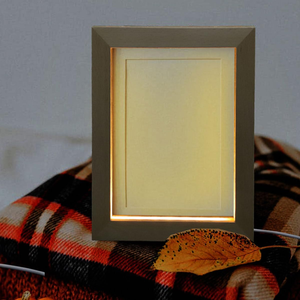Cadre photo LED en bois de hêtre avec éclairage 3D en acrylique, veilleuse à capteur USB à lumière chaude, affichage décoratif mural - Product Image 3