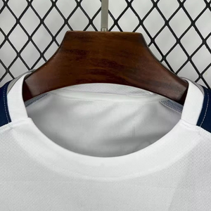 เสื้อแข่งทีมลอนดอนคลับ ท็อตแน่ม รุ่นคลาสสิคสีขาว สำหรับผู้ชาย ฤดูกาล 2025-26 คุณภาพระดับนักกีฬา พร้อมสำหรับการแข่งขัน จัดส่งรวดเร็ว ขายตรงจากโรงงาน - Product Image 3