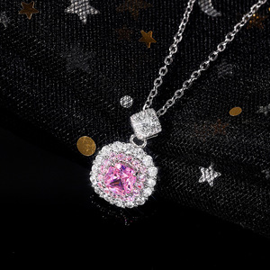 Collana con Ciondolo in Cristallo Rosa, Argento 925 Placcato Rodio, Catena a Maglia Quadrata, Gioiello di Lusso da Donna per Feste - Product Image 1