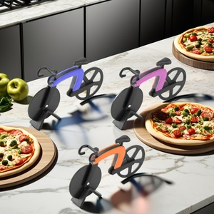 Meilleures ventes : Couteau à pizza en acier inoxydable avec support, roulette à pizza, coupe-pizza, outils à pizza - Product Image 5