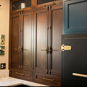 Armario de Madera Maciza de Cuatro Puertas de Alta Calidad Personalizado BALOM con Bisagras para Apartamento, Villa y Hotel, al Mejor Precio - Product Image 3