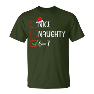 T-shirt de Noël « Nice Naughty 6-7 » avec motif de chapeau du Père Noël – Idéal pour les fêtes - Product Image 2