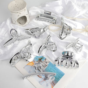 Yüksek Kaliteli Kadın Kız Modası Metal Gümüş Toka Aşk Saç Tokası Büyük Köpekbalığı Tokası Saç Tokası Saç Aksesuarları - Product Image 1