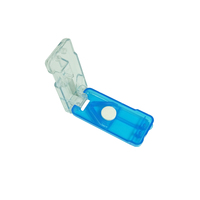 Coupe-pilules en plastique MEMOSAN avec distributeur, coupe les pilules et les vitamines, mini boîte portable avec lame en ABS + acier inoxydable