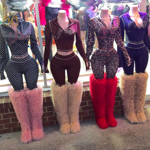 ชุดแฟชั่นผู้หญิงสุดฮิต ลายพิมพ์ เสื้อครอปมีฮู้ดและกางเกงขายาว ชุดเซ็ต 2 ชิ้น สไตล์ลำลอง เสื้อผ้าผู้หญิง - Product Image 1