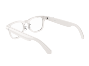 Lunettes caméra intelligentes capable de prendre des photos de 8 mégapixels et des vidéos 1080p. 32 Go de stockage, possibilité de prendre des photos et de traduire en temps réel - Product Image 1