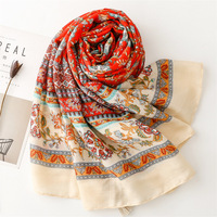 Haute qualité nouvelle fantaisie fleur imprimé coton foulards plage châles femmes Style ethnique imprimé fleuri Viscose écharpe musulman Hijabs