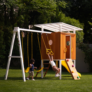 庭园のジムやアミューズメントパーク屋外レクリエーションのための小さなスライドとスイングを备えた木制の游び场セット - Product Image 1
