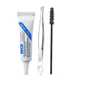 BQI kit de quatre pièces pour colle <span class=keywords><strong>cils</strong></span> beauté greffage outil auxiliaire novice colle pince à épiler brosse tasse à mesurer pour <span class=keywords><strong>faux</strong></span> <span class=keywords><strong>cils</strong></span> - Product Image 1