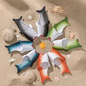 Sommer Paar Strand Hausschuhe kreative Cartoon Hai Hausschuhe Bad Bad Innen und Außen weichen Boden rutsch feste Hausschuhe