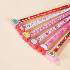 Crayons en bois personnalisés adorables de haute qualité, vente en gros directe d'usine, sur le thème de la Saint-Valentin - Product Image 1