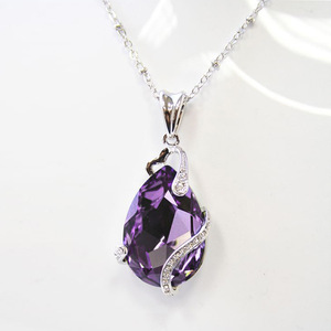 Collana con Ciondolo a Goccia Viola per Donne, Accessorio da Collo Semplice per Uso Quotidiano, Gioiello di Moda - Product Image 1