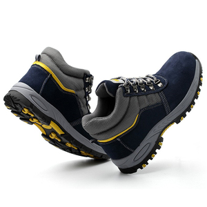 <span class=keywords><strong>Scarpe</strong></span> Antinfortunistiche in Pelle Scamosciata di Alta Qualità con Punta in Acciaio Antiscivolo Resistenti a Impatto e Perforazione <span class=keywords><strong>S3</strong></span> - Product Image 3