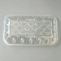 Transparante diepvriesverpakkingen, blisterverpakkingen, wegwerp plastic bakjes voor vers vlees, fruit, vis en diepvriesproducten.