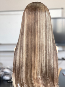 Perruque de cheveux humains de qualité supérieure HD Lace Wig Glueless Part Anywhere Brown Color With Highlight Prêt à expédier - Product Image 4