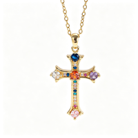 Collier Pendentif Croix Dorée Éblouissante et Glamour avec Zircon Cubique Taillé, Pavé de Zircons Scintillants, Chaîne Polie, Bijou Femme, Idéal Cadeau
